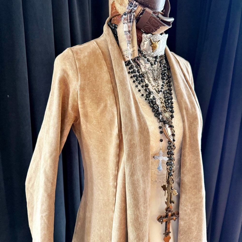 French Terry Cardigan With Vintage Crochet - Picture 5 of 5